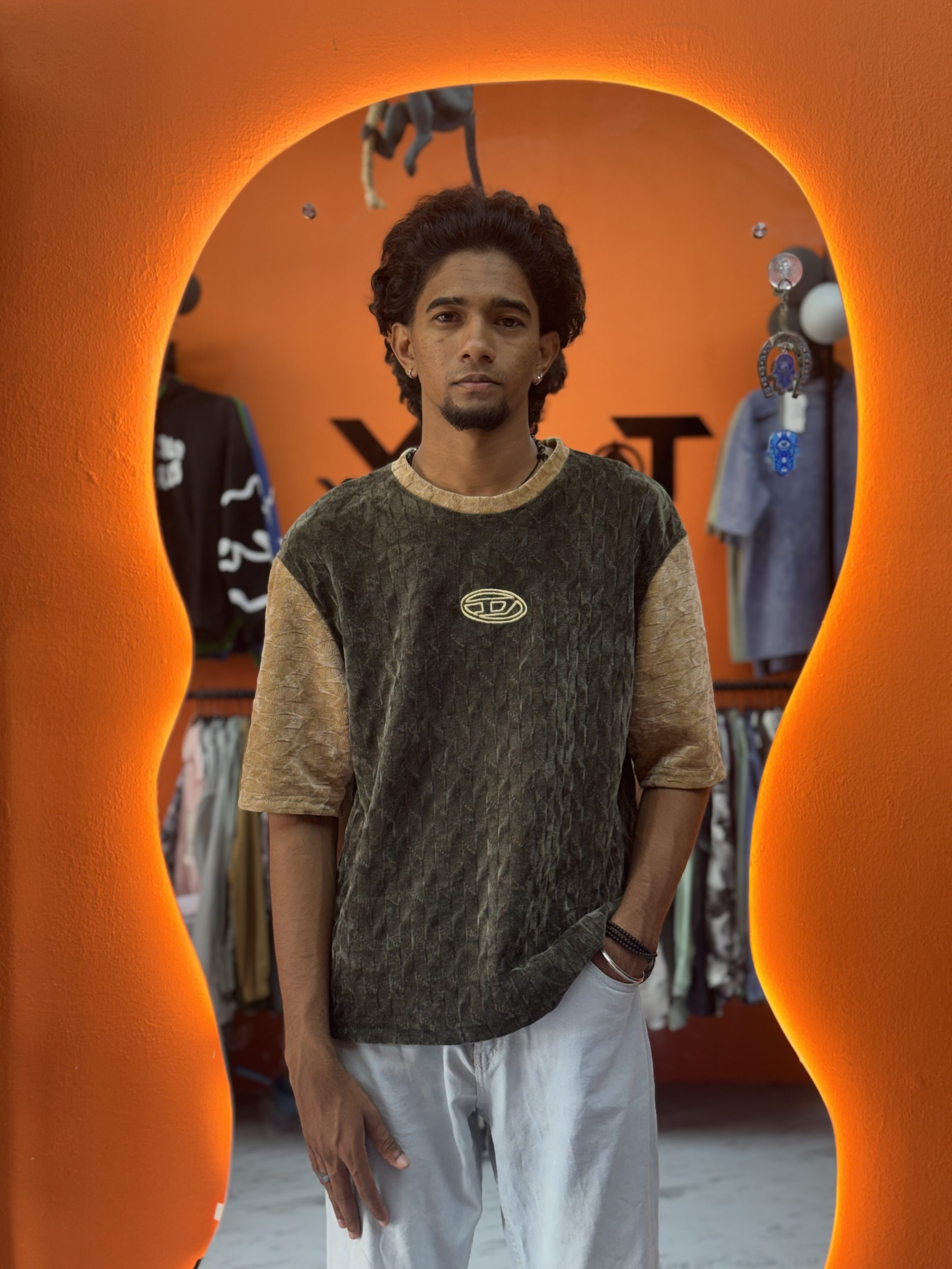 VELVET T-SHIRT